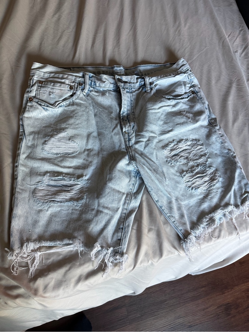 American Eagle Distressed Men's Shorts Size 36 light blue Raw Hem